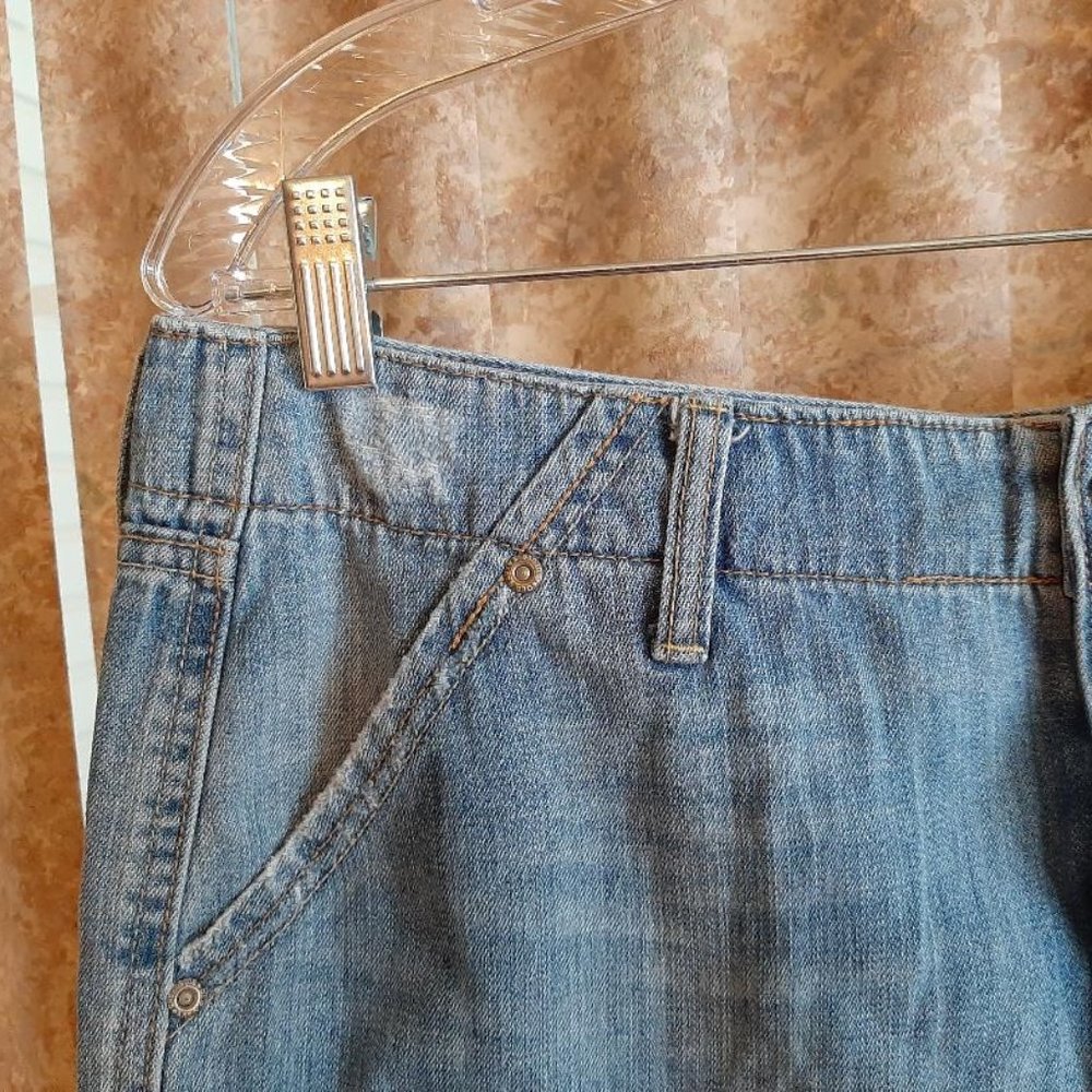 Lt denim Old Navy miniskirt size 12 - Picture 3 of 4
